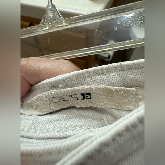 Joe's Jeans Skinny Ankle White Pants - Picture 3 of 4